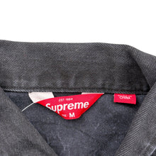 Load image into Gallery viewer, NEW Supreme Shibori Denim Trucker Jacket Black Sz Medium