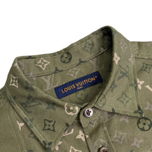 Load image into Gallery viewer, Louis Vuitton Monogram Corduroy Shirt Green Sz M