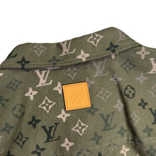 Load image into Gallery viewer, Louis Vuitton Monogram Corduroy Shirt Green Sz M