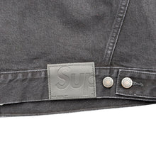 Load image into Gallery viewer, NEW Supreme Shibori Denim Trucker Jacket Black Sz Medium