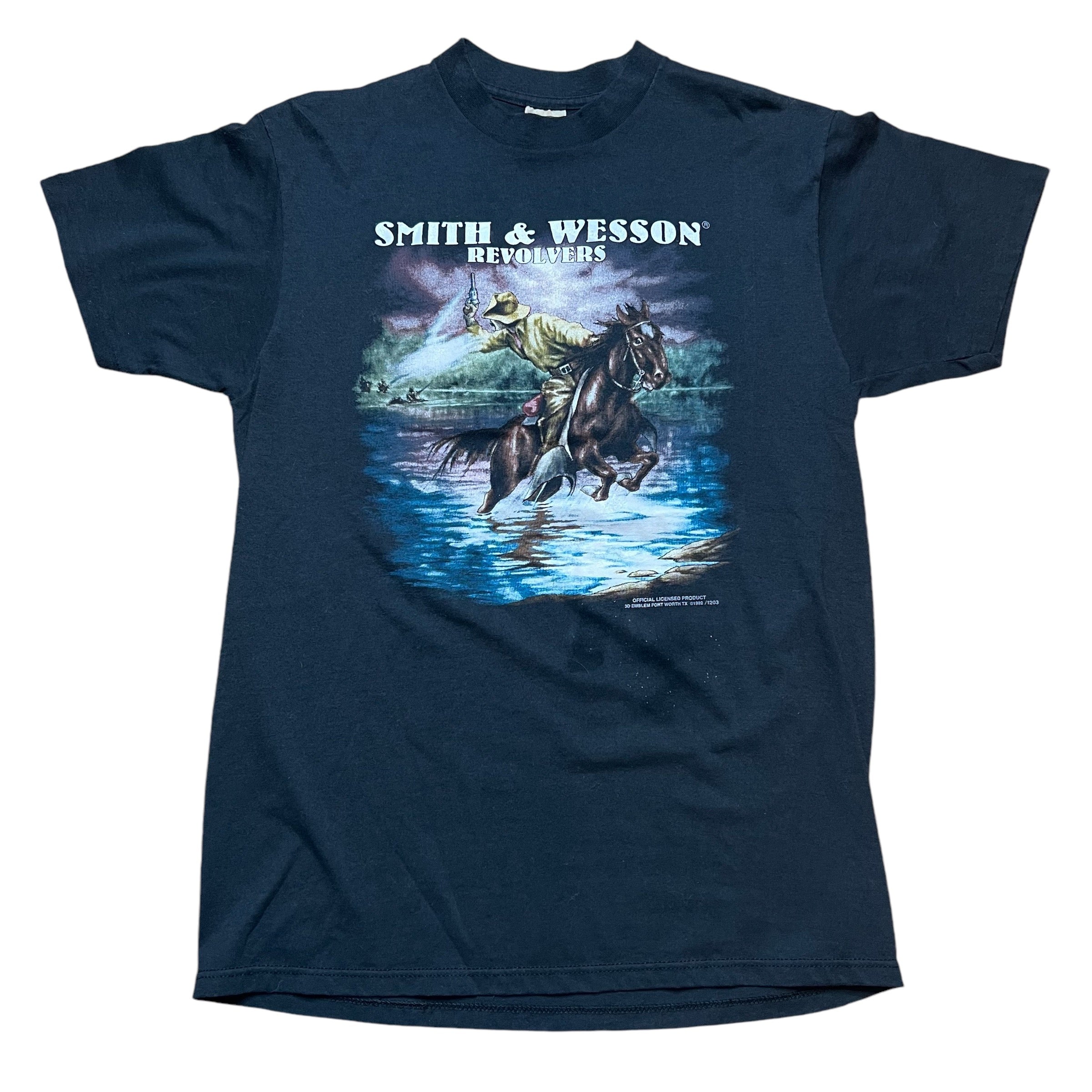 Vintage 3D EMBLEM Delta Smith & Wesson Revolvers 1992 T Shirt 90s 