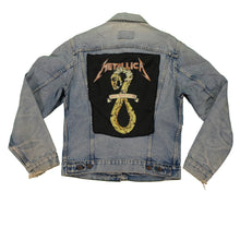 Load image into Gallery viewer, Vintage LEVI'S Metallica Don't Tread on Me Snake Custom Patch Jean Jacket 80s 90s Blue