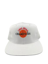 Load image into Gallery viewer, Vintage GNA 1995 NCAA Basketball March Madness Champions Snapback Hat 90s White
