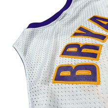 Load image into Gallery viewer, Vintage NIKE TEAM Los Angeles Lakers Kobe Bryant #8 2000s Swingman NBA Basketball Jersey 3XL
