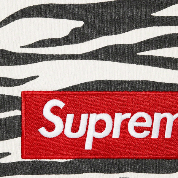 NEW Supreme Box Logo Crewneck Zebra Sz XL