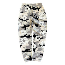 Load image into Gallery viewer, New Denim Tears White Camo Cotton Wreath Sweatpants Size Medium
