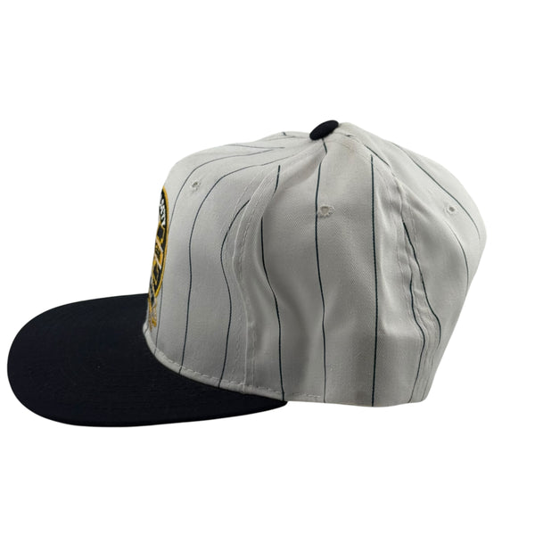 Vintage STARTER University of Michigan Wolverines Go Blue Pinstripe Snapback Hat 90s White Black