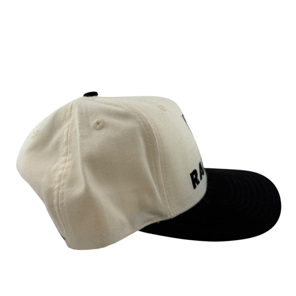 Vintage NIKE Oakland Raiders NFL Pro Line Swoosh Snapback Hat 90s Team Sports White Black