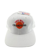 Load image into Gallery viewer, Vintage GNA 1995 NCAA Basketball March Madness Champions Snapback Hat 90s White NWT
