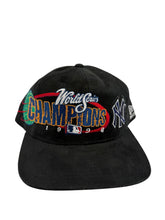 Load image into Gallery viewer, Vintage NEW ERA New York Yankees 1998 World Series Champions Snapback Hat 90s Black
