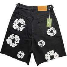 Load image into Gallery viewer, NEW Denim Tears Jean Shorts Black Sz S
