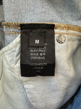 Load image into Gallery viewer, VETEMENTS All Over Print Logo Denim Jeans Light Blue Pre-Owned M
