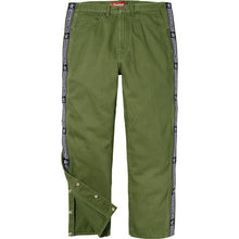 Load image into Gallery viewer, NEW Supreme Snap Off Jeans Olive Sz 36
