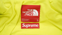 Load image into Gallery viewer, FW18 Supreme x The North Face &quot;Sulphur&quot; Expedition Fleece Jacket
