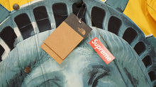 Load image into Gallery viewer, FW19 Supreme x The North Face &quot;Statue of Liberty&quot; Mountain Jacket
