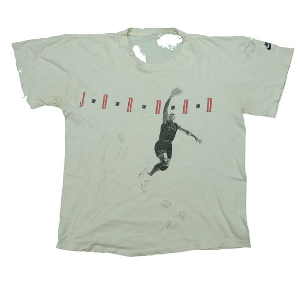 Vintage NIKE Michael Jordan Dunking Spell Out Swoosh T Shirt 90s White