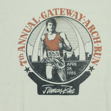 Load image into Gallery viewer, Vintage NIKE 7th Annual Gateway Arch Run Spell Out Swoosh 1985 T Shirt 80s White L
