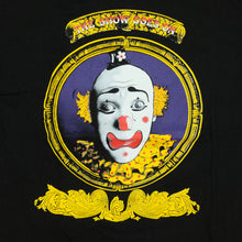 Load image into Gallery viewer, Vintage 1992 Queen The Show Goes On Fan Club Tee on Baumwolle
