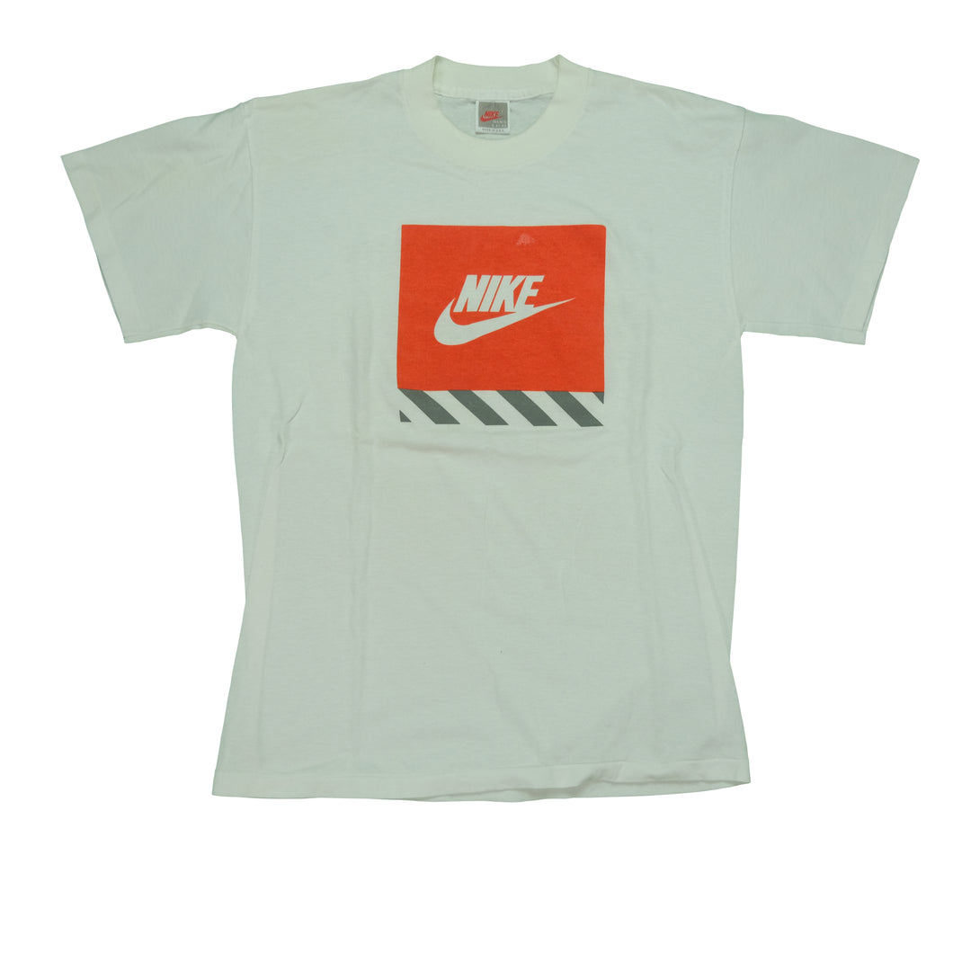Vintage NIKE Athletic Fitters Spell Out Swoosh T Shirt 80s 90s White L